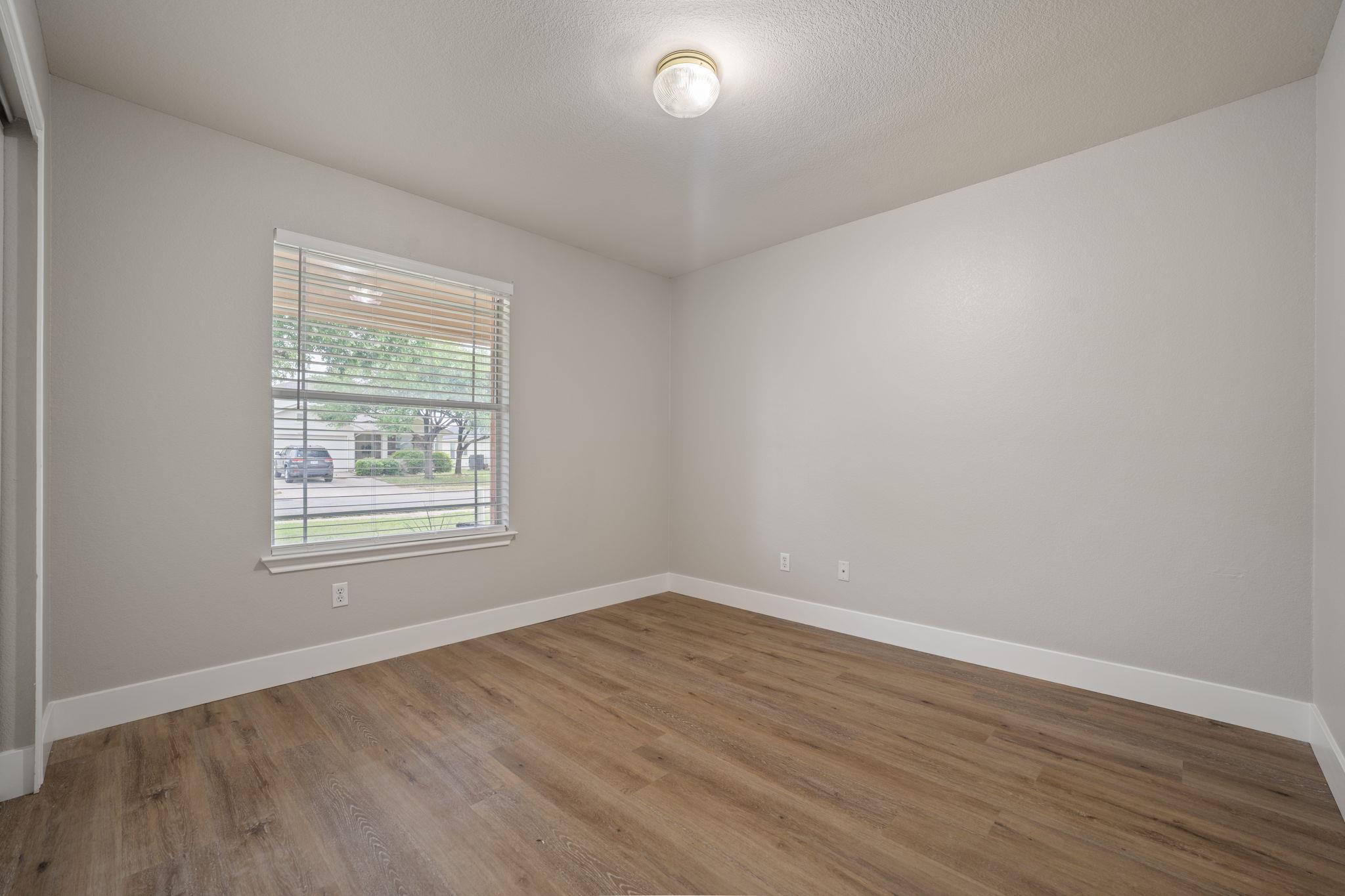 1056 Kenneys Way Round Rock TX 78665