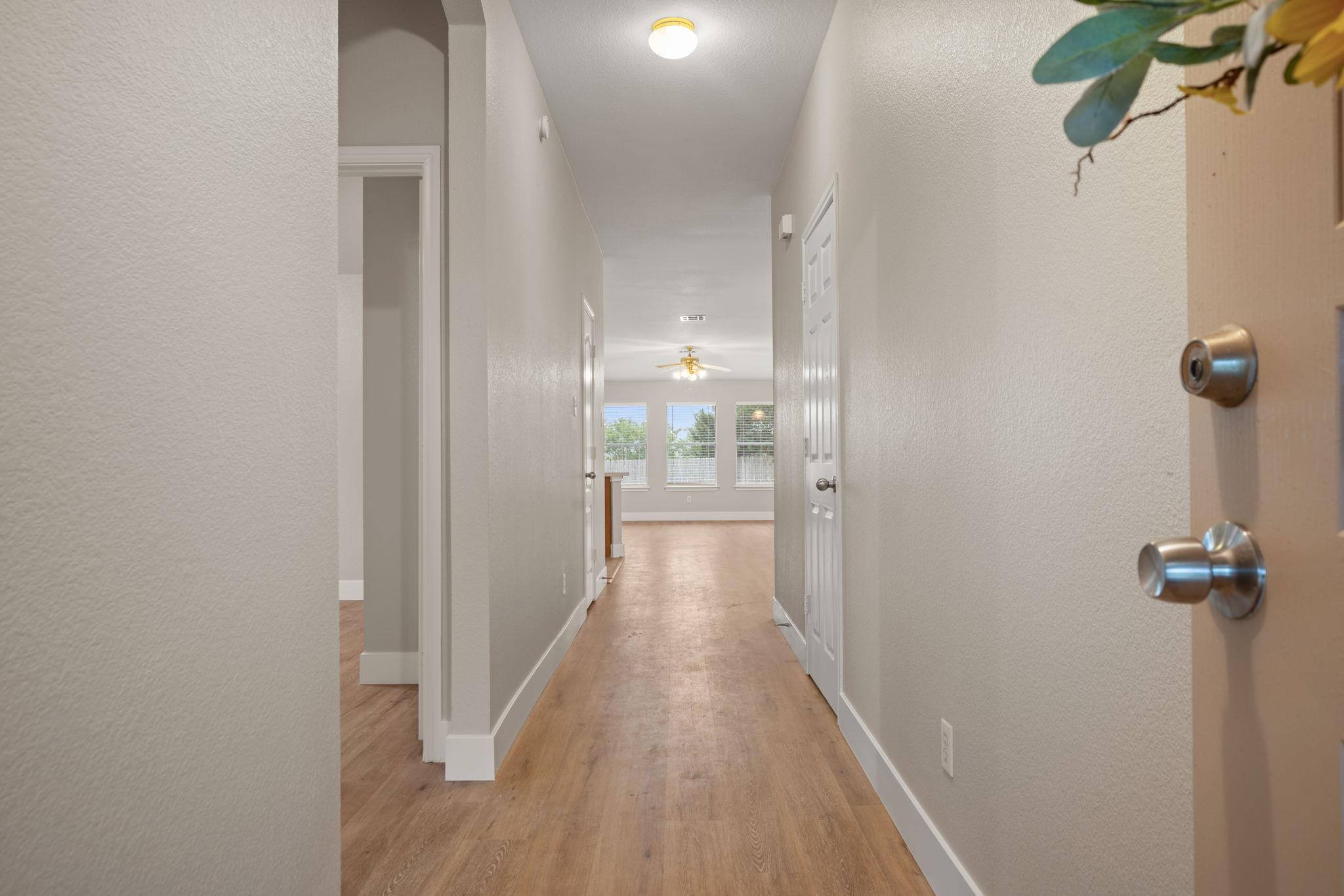 1056 Kenneys Way Round Rock TX 78665