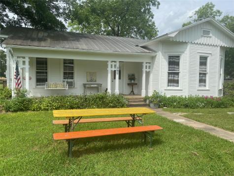 395 Centennial Street Carmine TX 78932