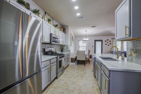 1201 N Darjeeling Drive Pflugerville TX 78660