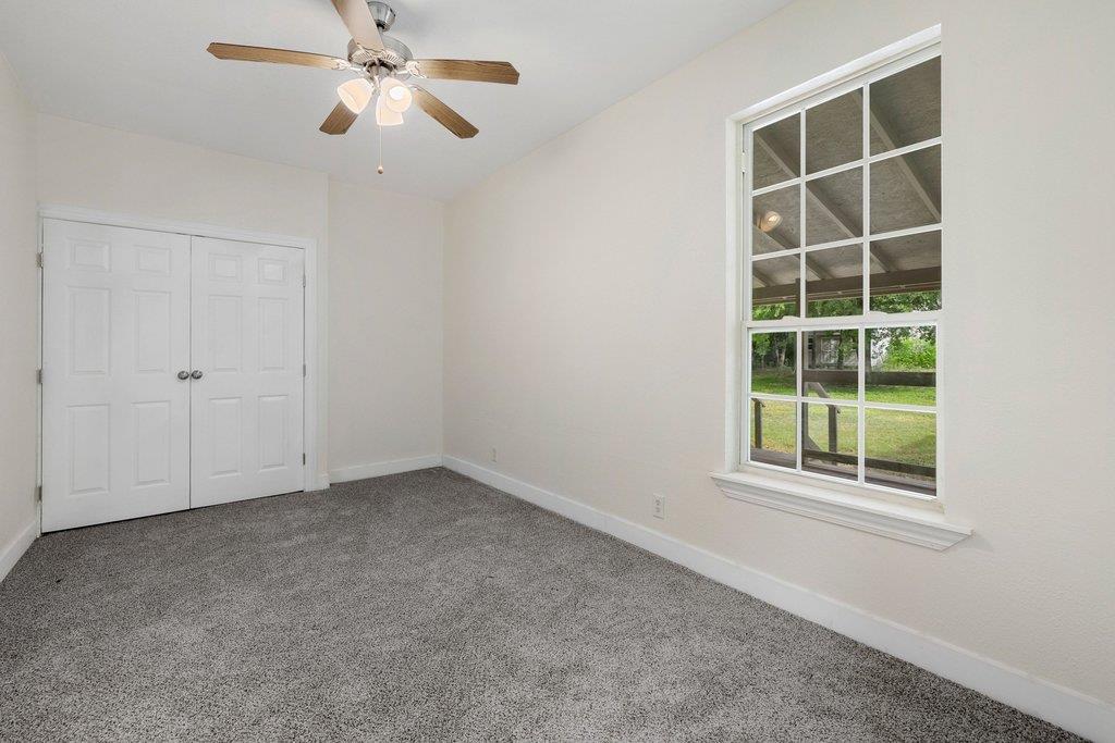 102 Patricks Alley Liberty Hill TX 78642