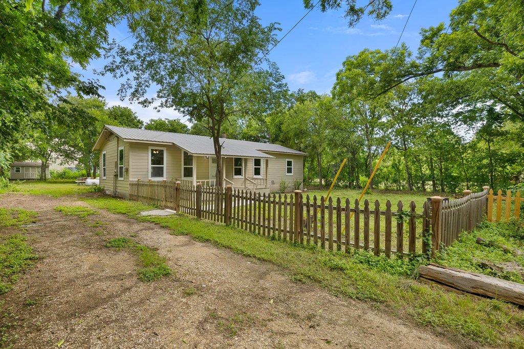 102 Patricks Alley Liberty Hill TX 78642
