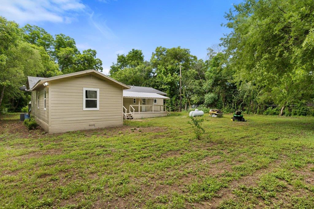 102 Patricks Alley Liberty Hill TX 78642