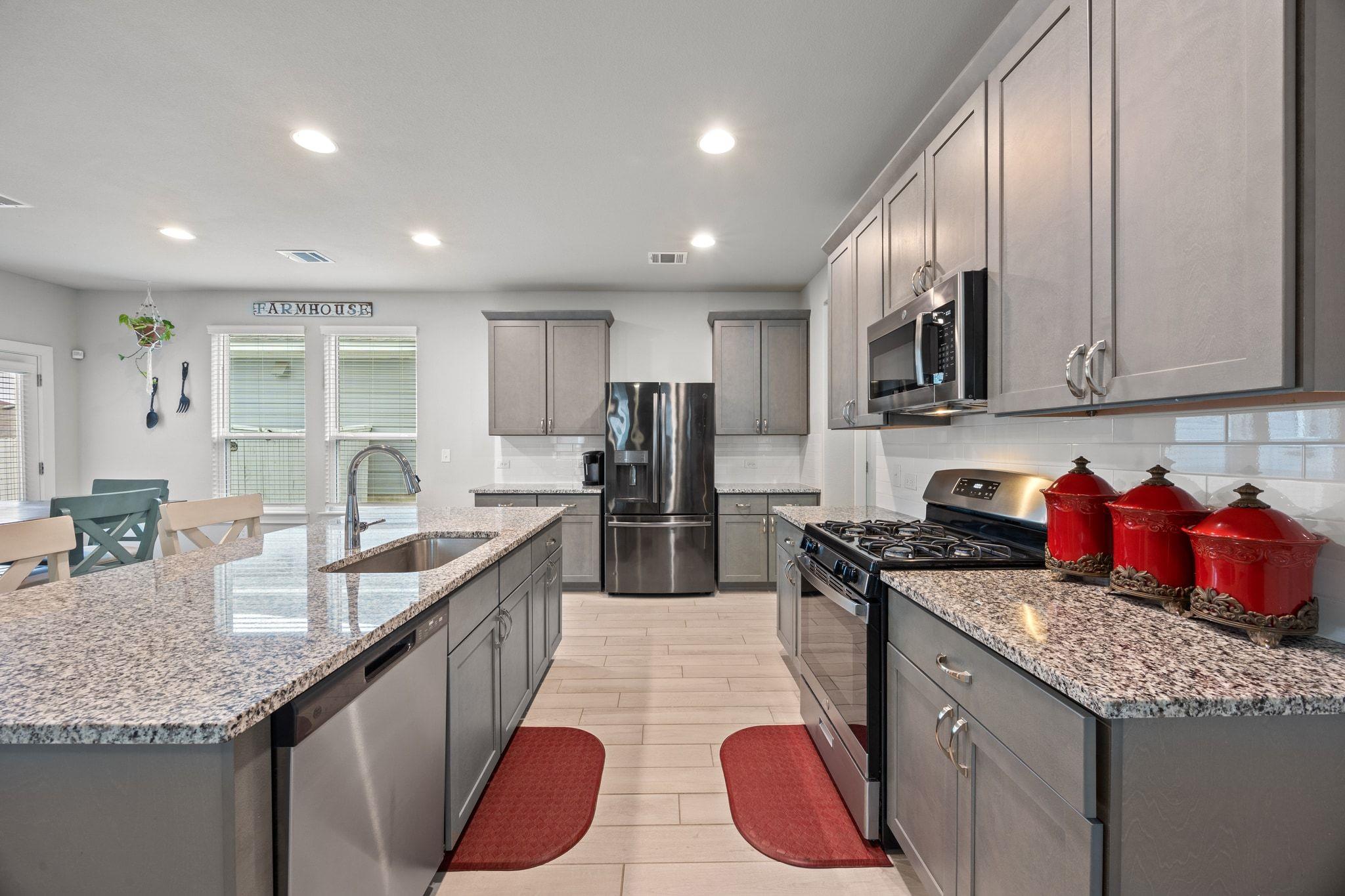 161 Appleberry Lane Elgin TX 78621