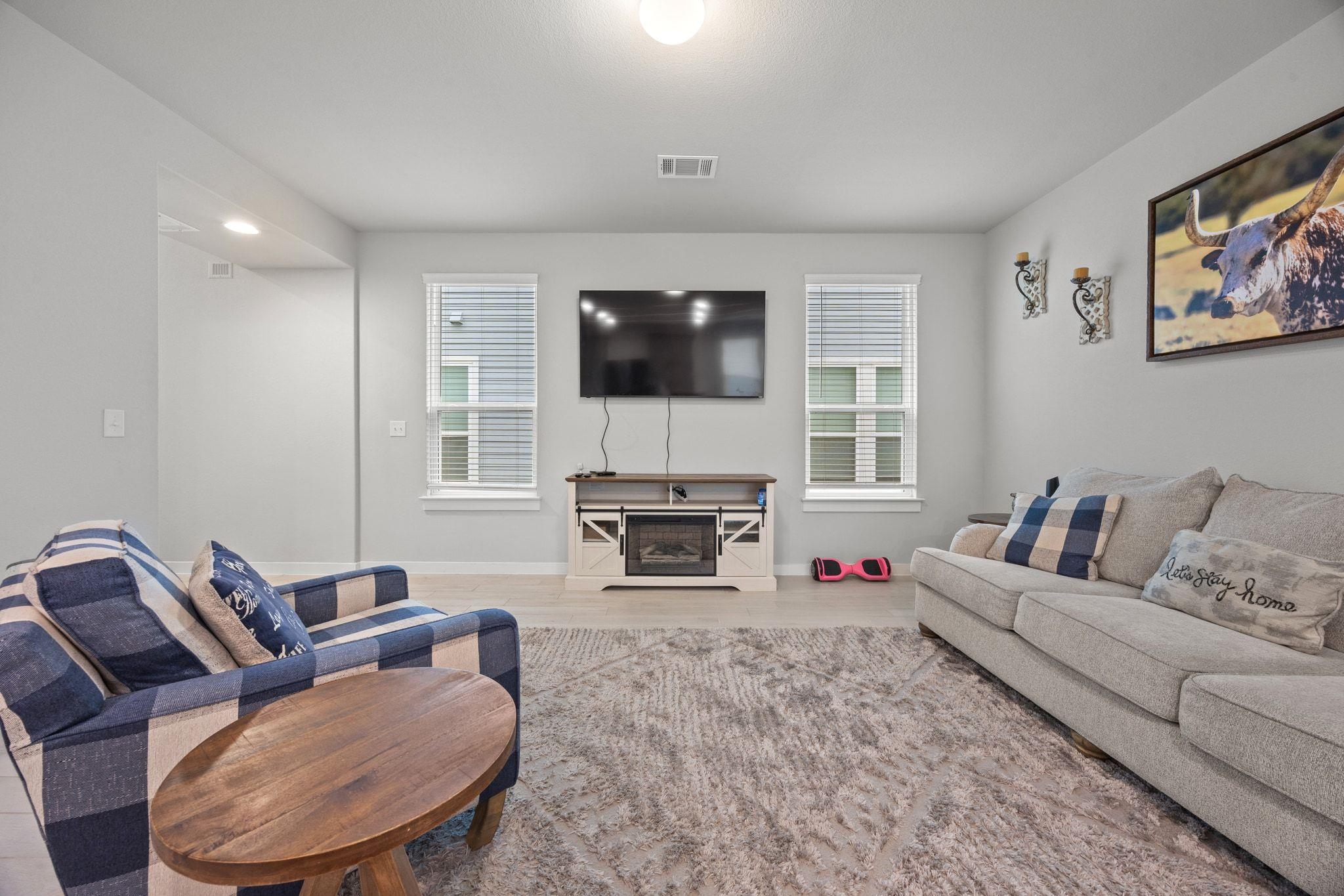 161 Appleberry Lane Elgin TX 78621