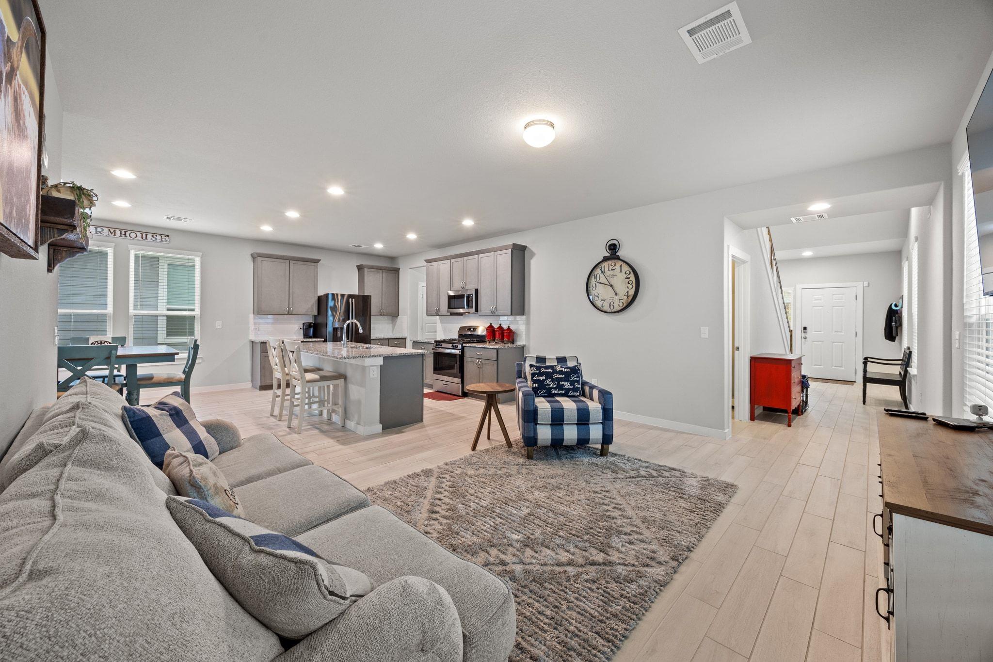 161 Appleberry Lane Elgin TX 78621
