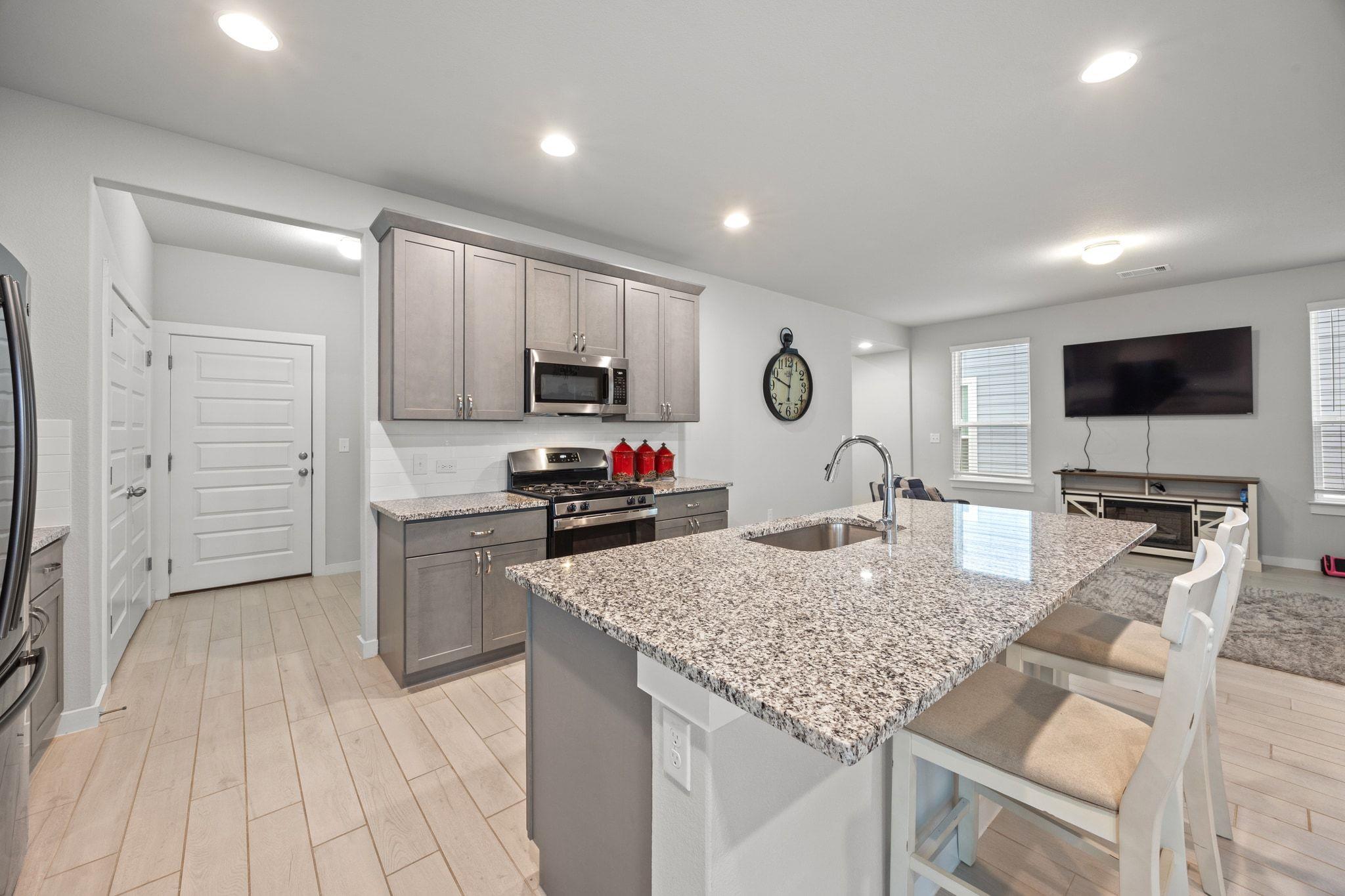 161 Appleberry Lane Elgin TX 78621
