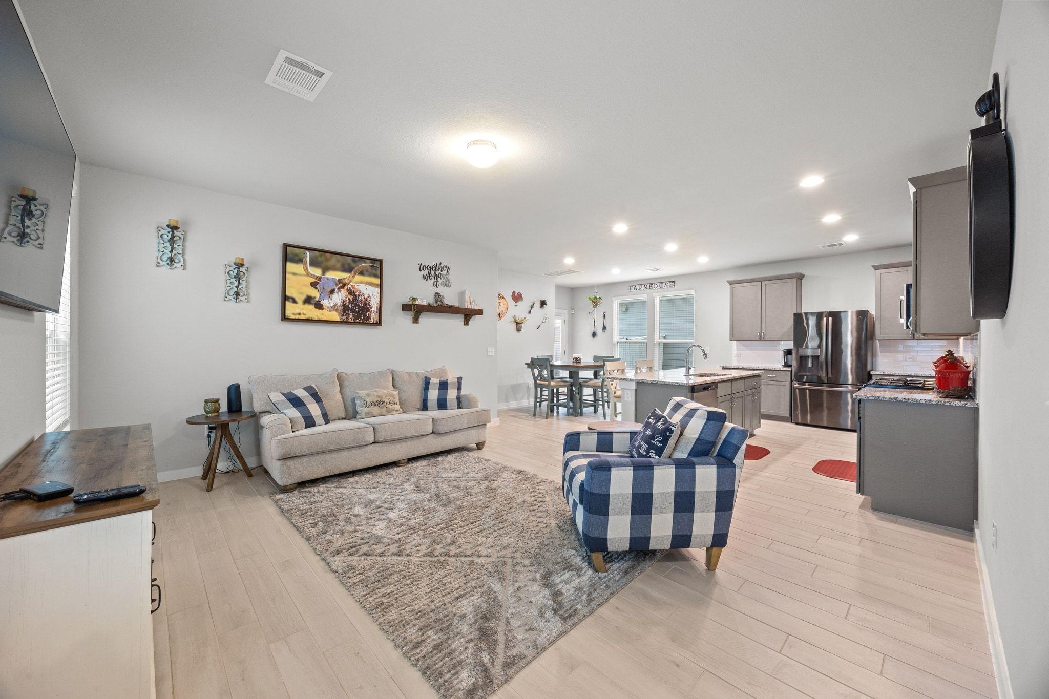 161 Appleberry Lane Elgin TX 78621