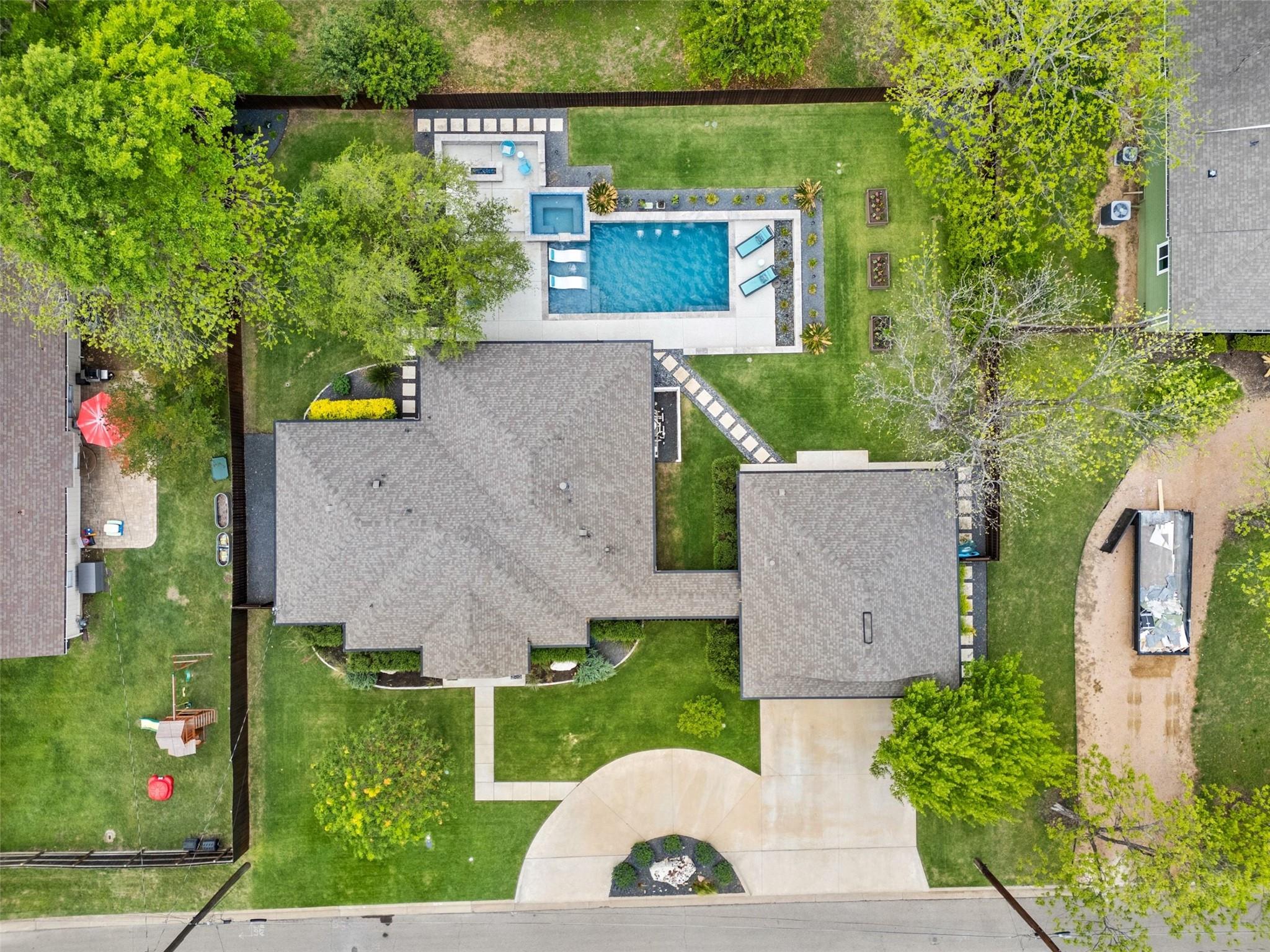 1614 S College Street Georgetown TX 78626