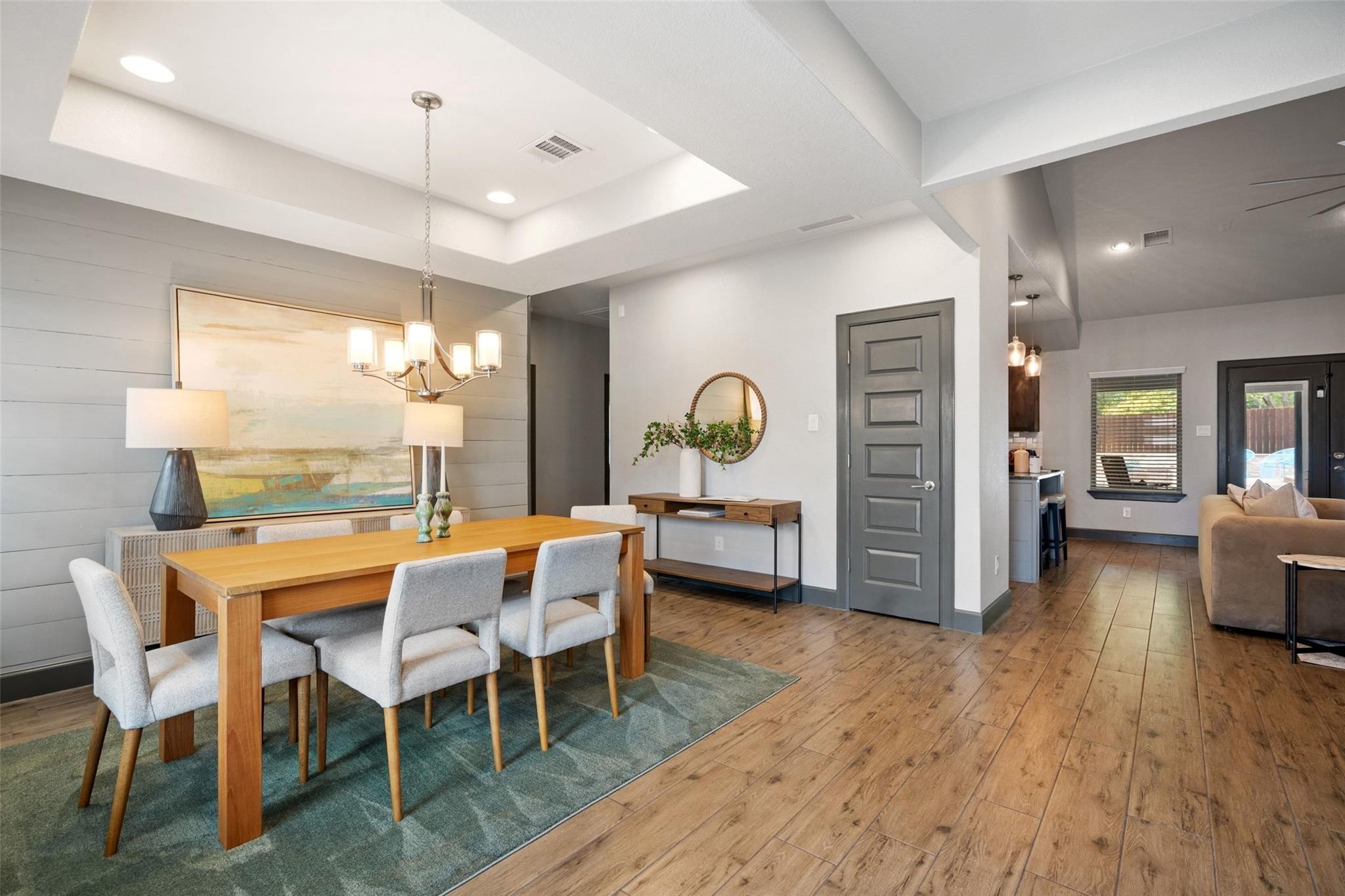1614 S College Street Georgetown TX 78626