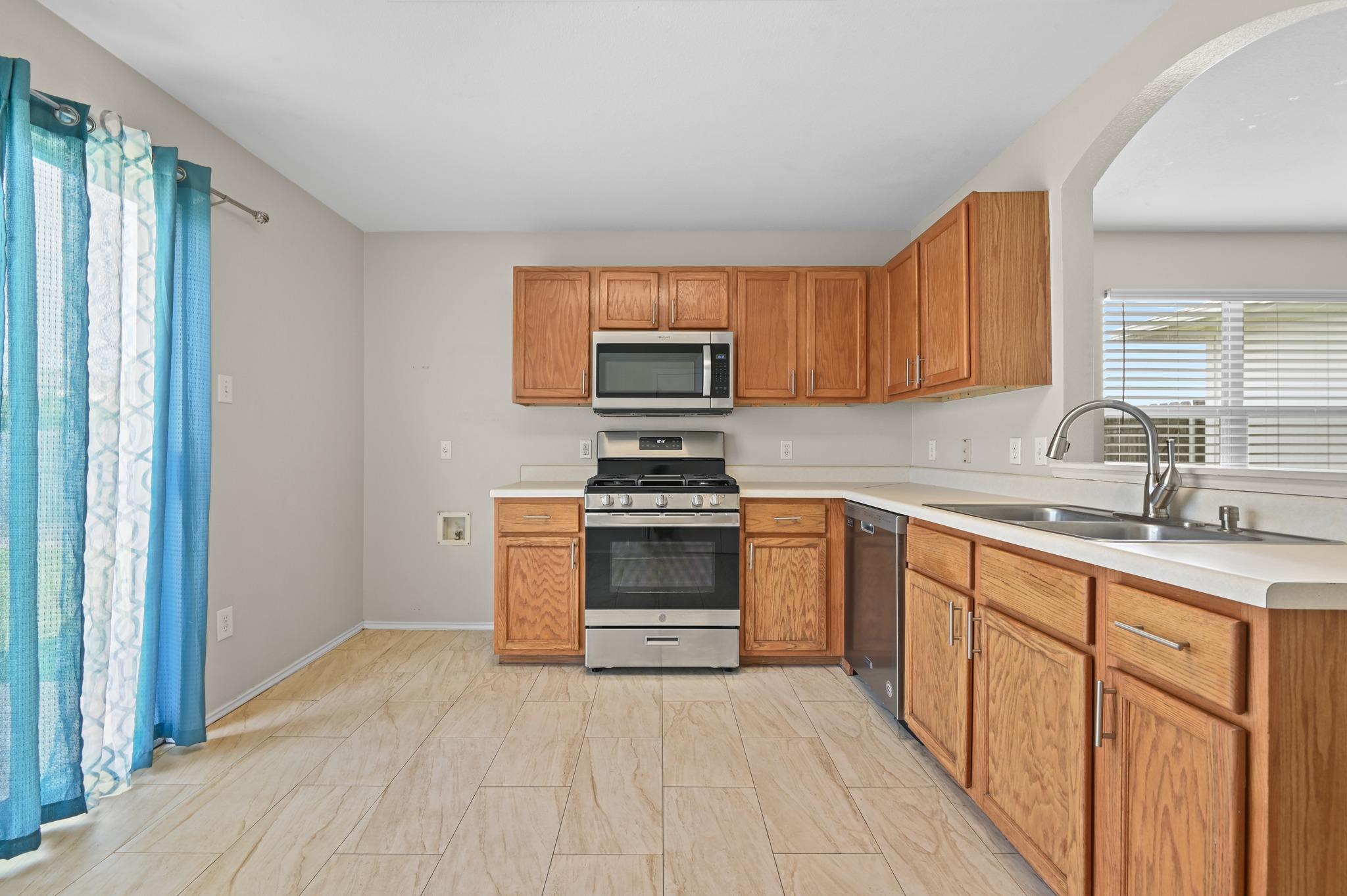 112 Mason Reed Cove Kyle TX 78640