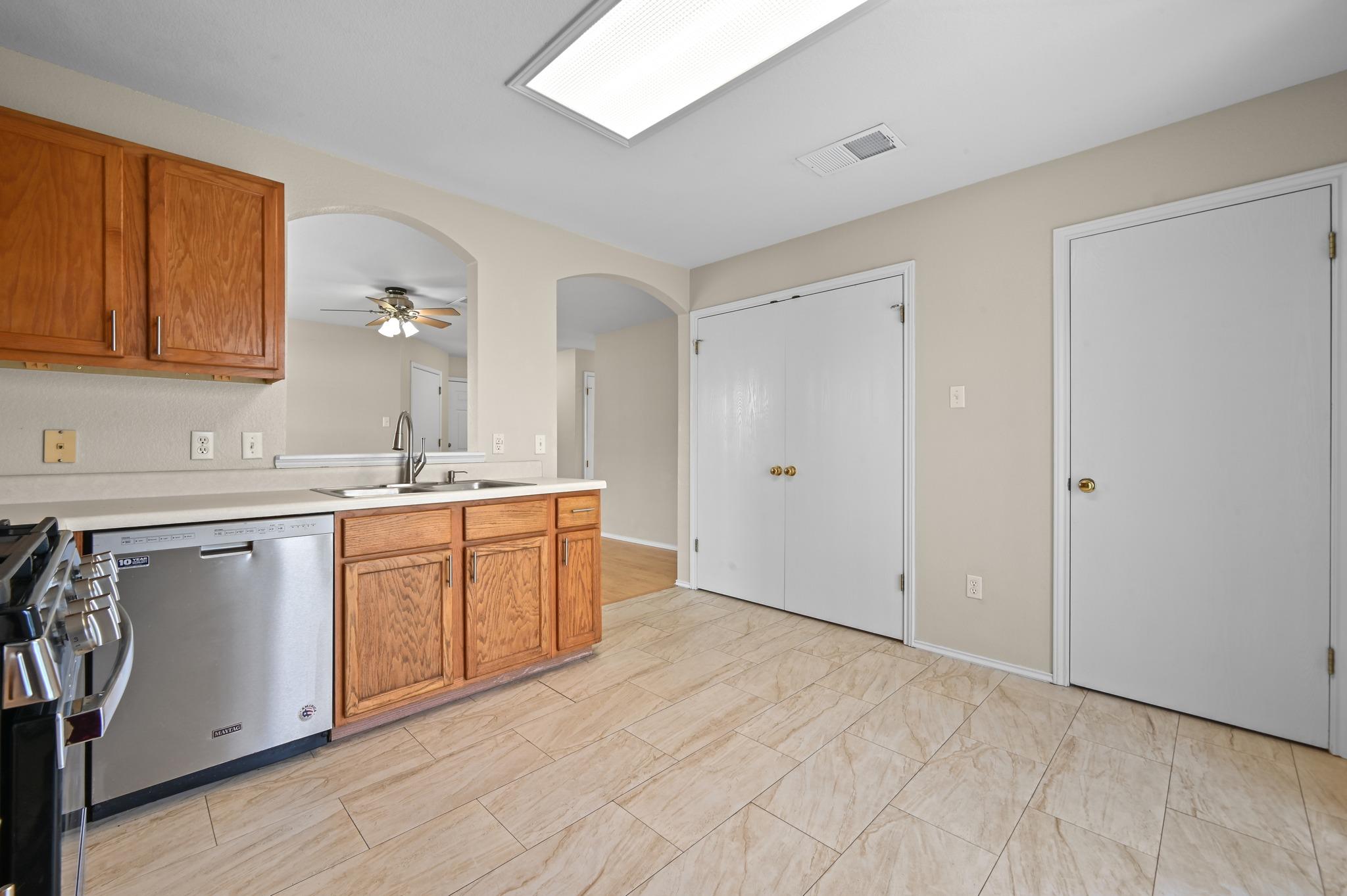 112 Mason Reed Cove Kyle TX 78640