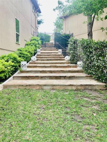 2312 Rivina Drive Austin TX 78733