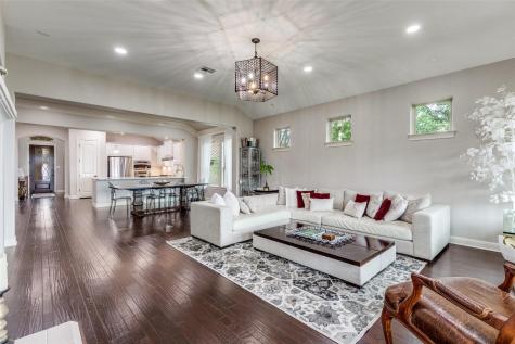 2312 Rivina Drive Austin TX 78733