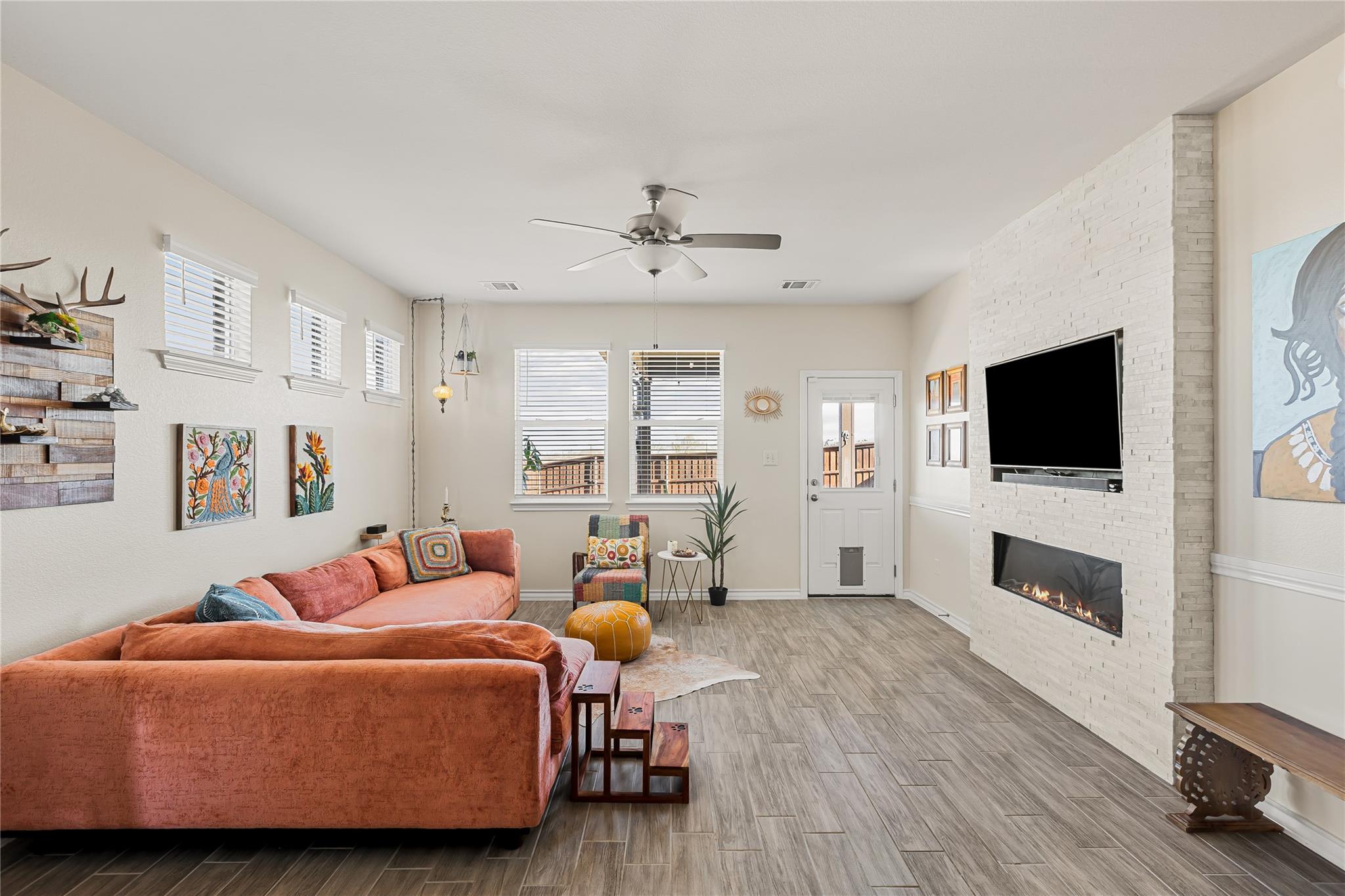 862 Pepperbark Loop Buda TX 78610