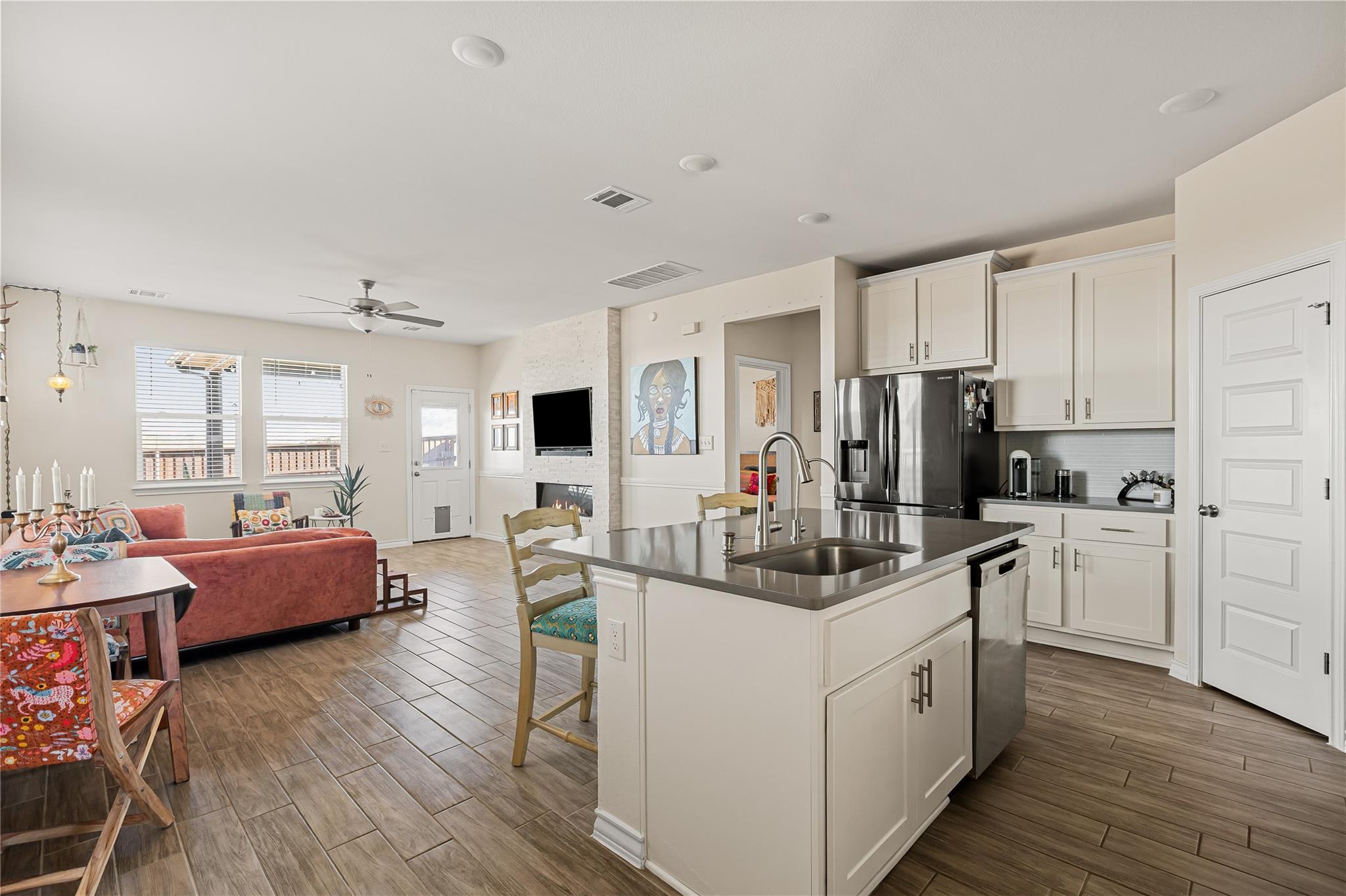 862 Pepperbark Loop Buda TX 78610