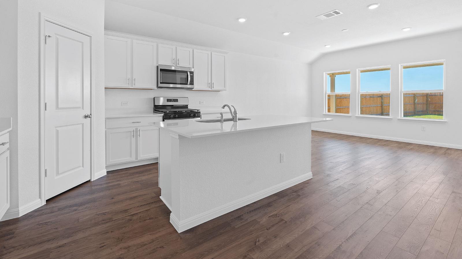 284 Mustang Lake Circle Buda TX 78610