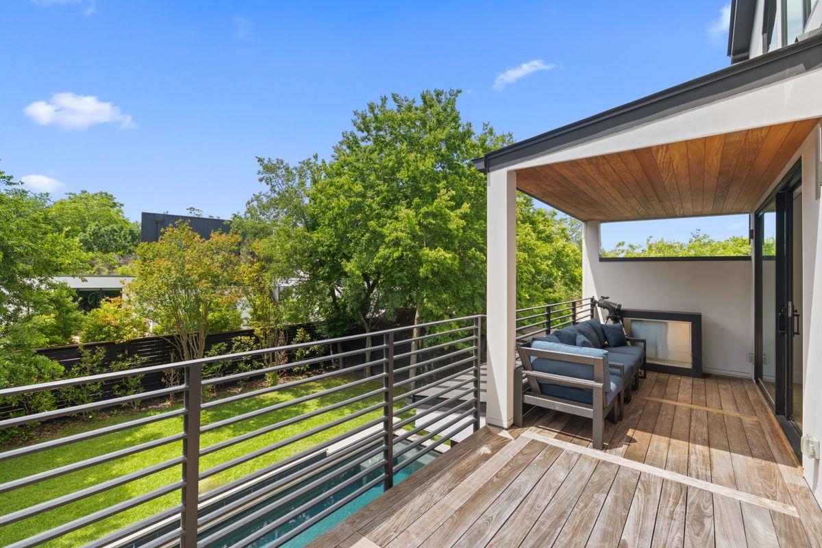 2102 Oxford Street Austin TX 78704