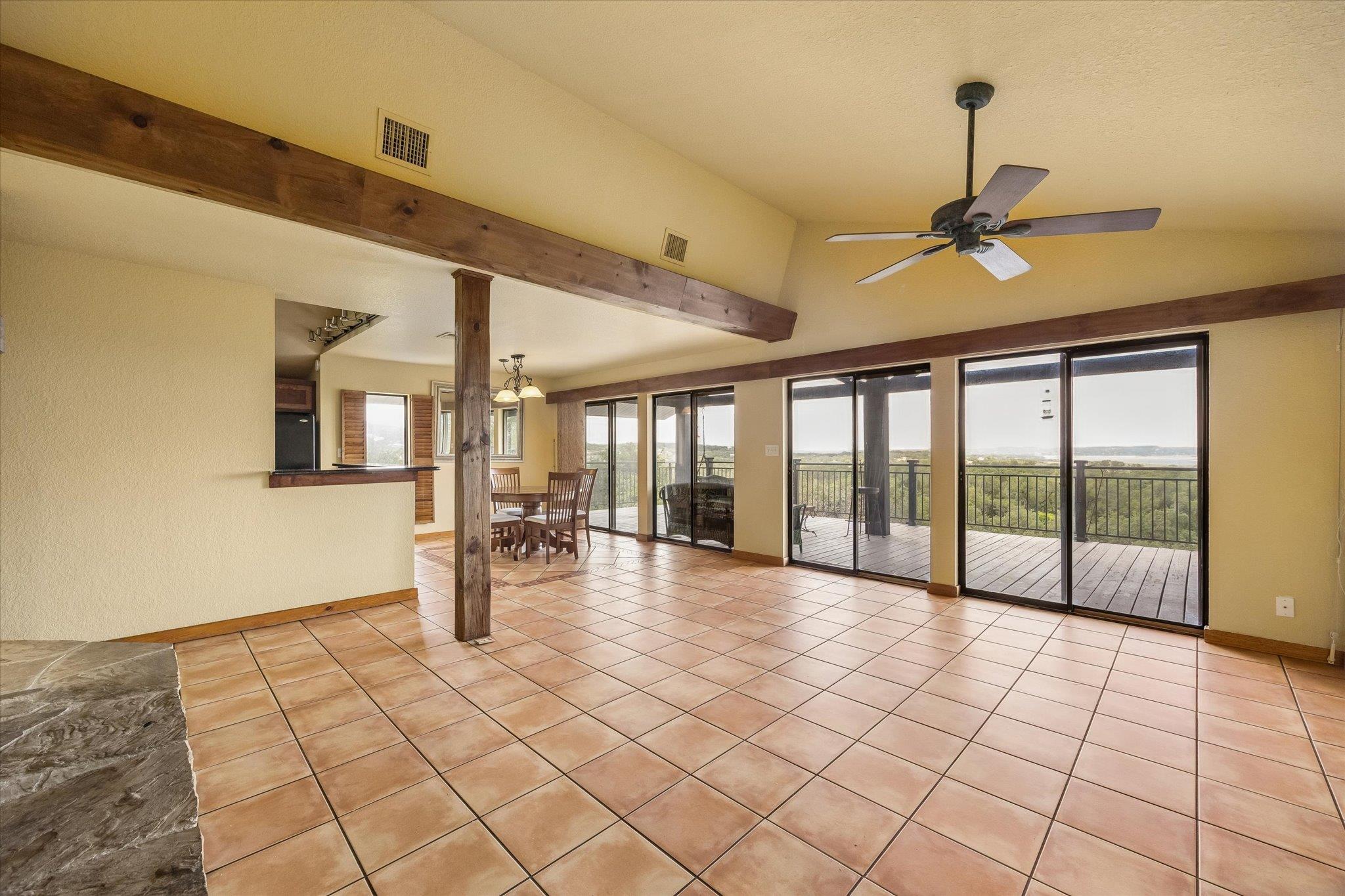 1203 Lakefield Canyon Lake TX 78133