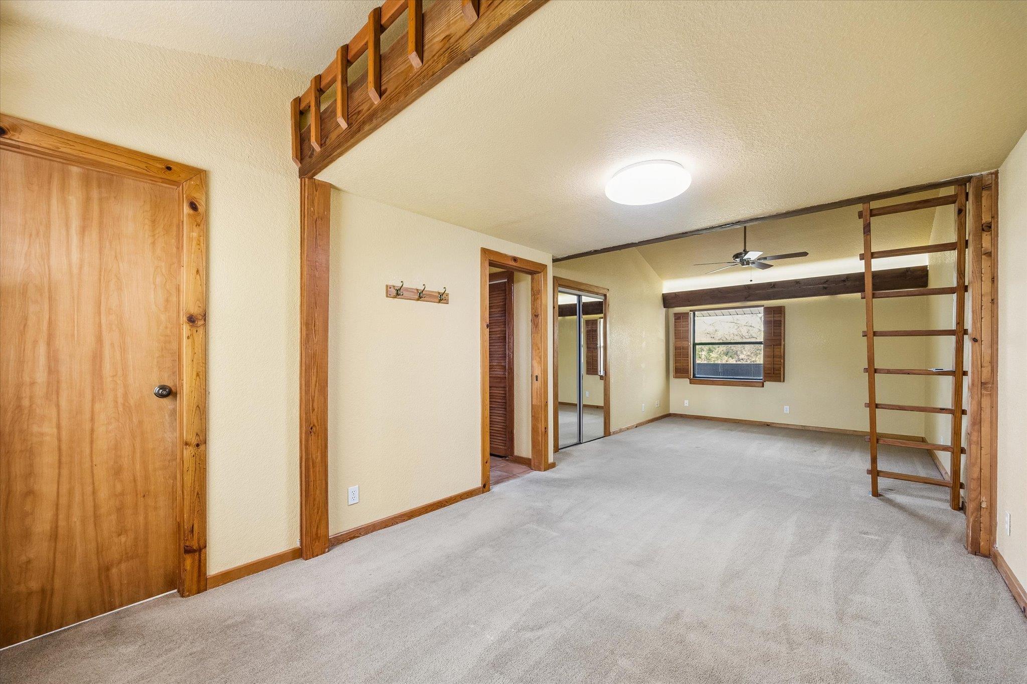 1203 Lakefield Canyon Lake TX 78133