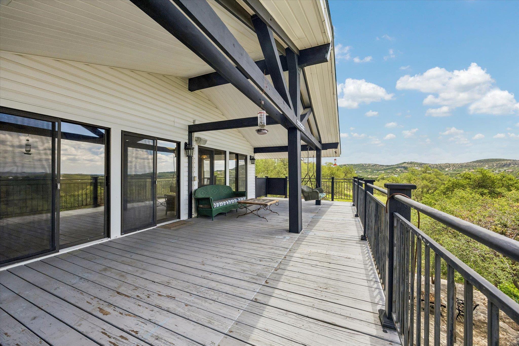 1203 Lakefield Canyon Lake TX 78133