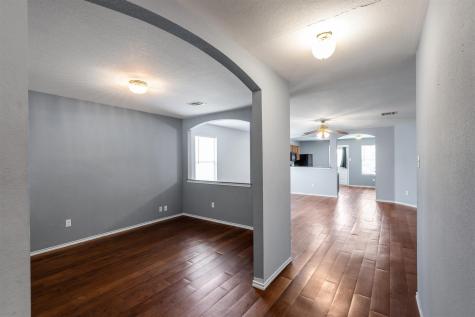 103 Easy Street Hutto TX 78634