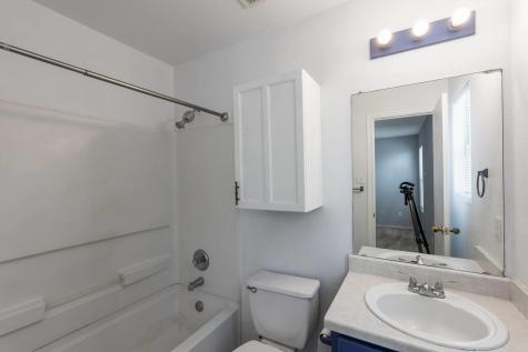 103 Easy Street Hutto TX 78634