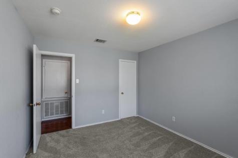 103 Easy Street Hutto TX 78634