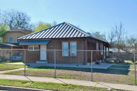 125 W Wallace Street Gonzales TX 78629