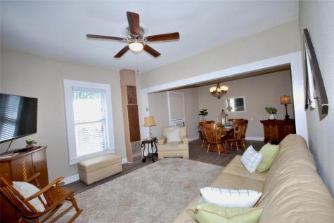 125 W Wallace Street Gonzales TX 78629