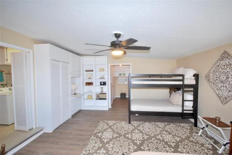 125 W Wallace Street Gonzales TX 78629