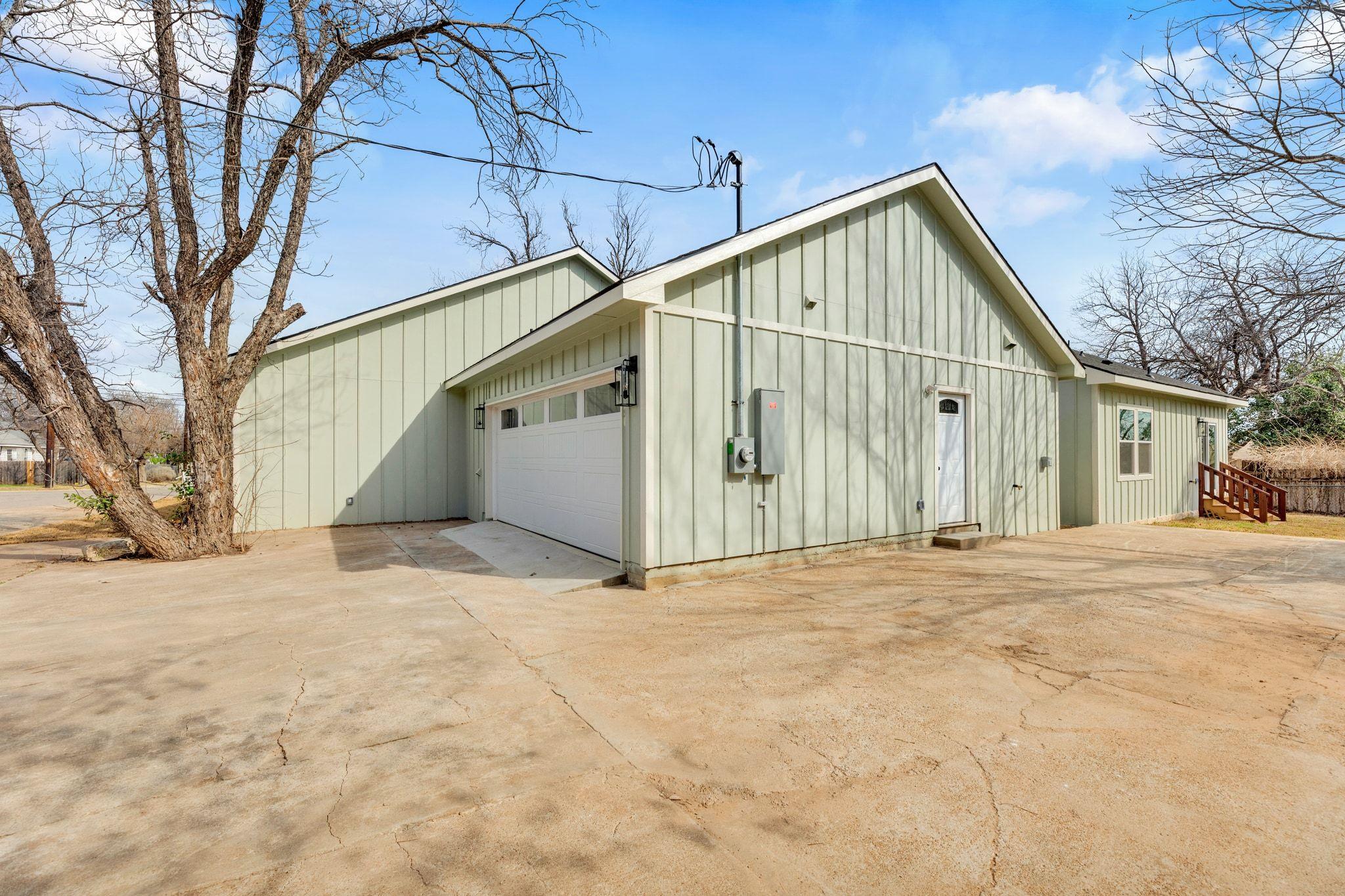 2102 S Church Street Georgetown TX 78626