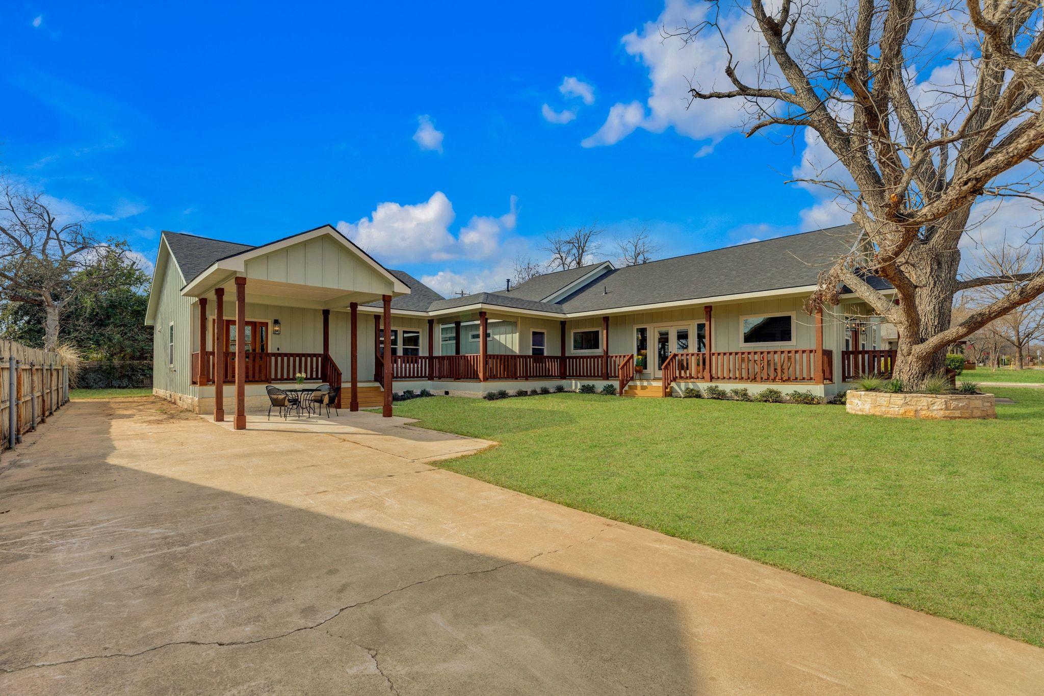 2102 S Church Street Georgetown TX 78626