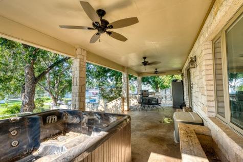 2000 Williams Lakeshore Kingsland TX 78639