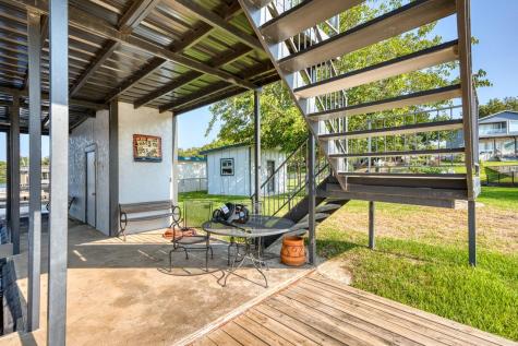 2000 Williams Lakeshore Kingsland TX 78639