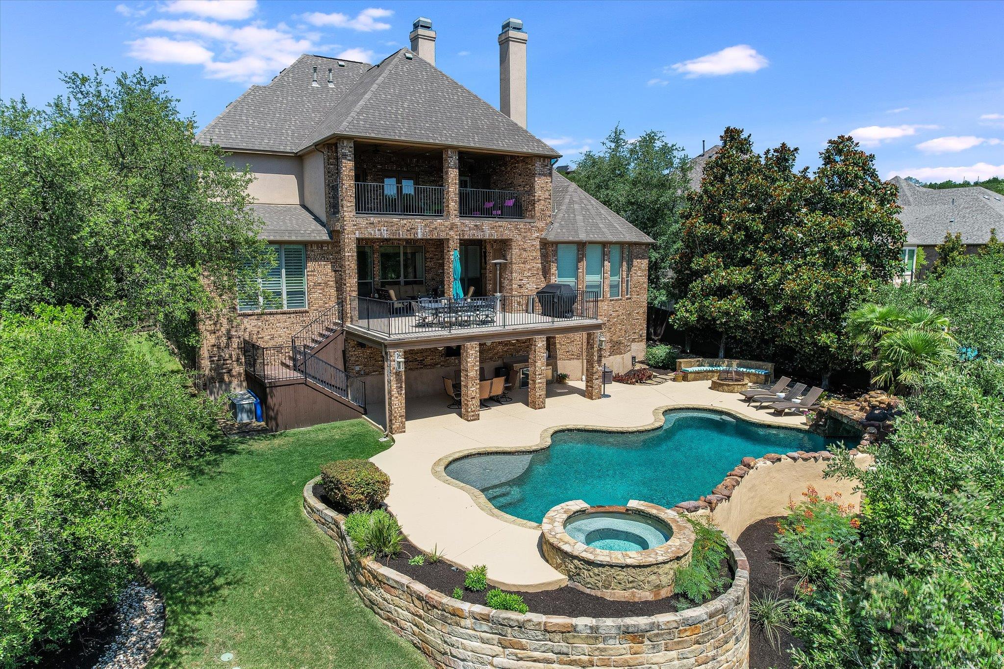1016 Santaluz Path Austin TX 78732