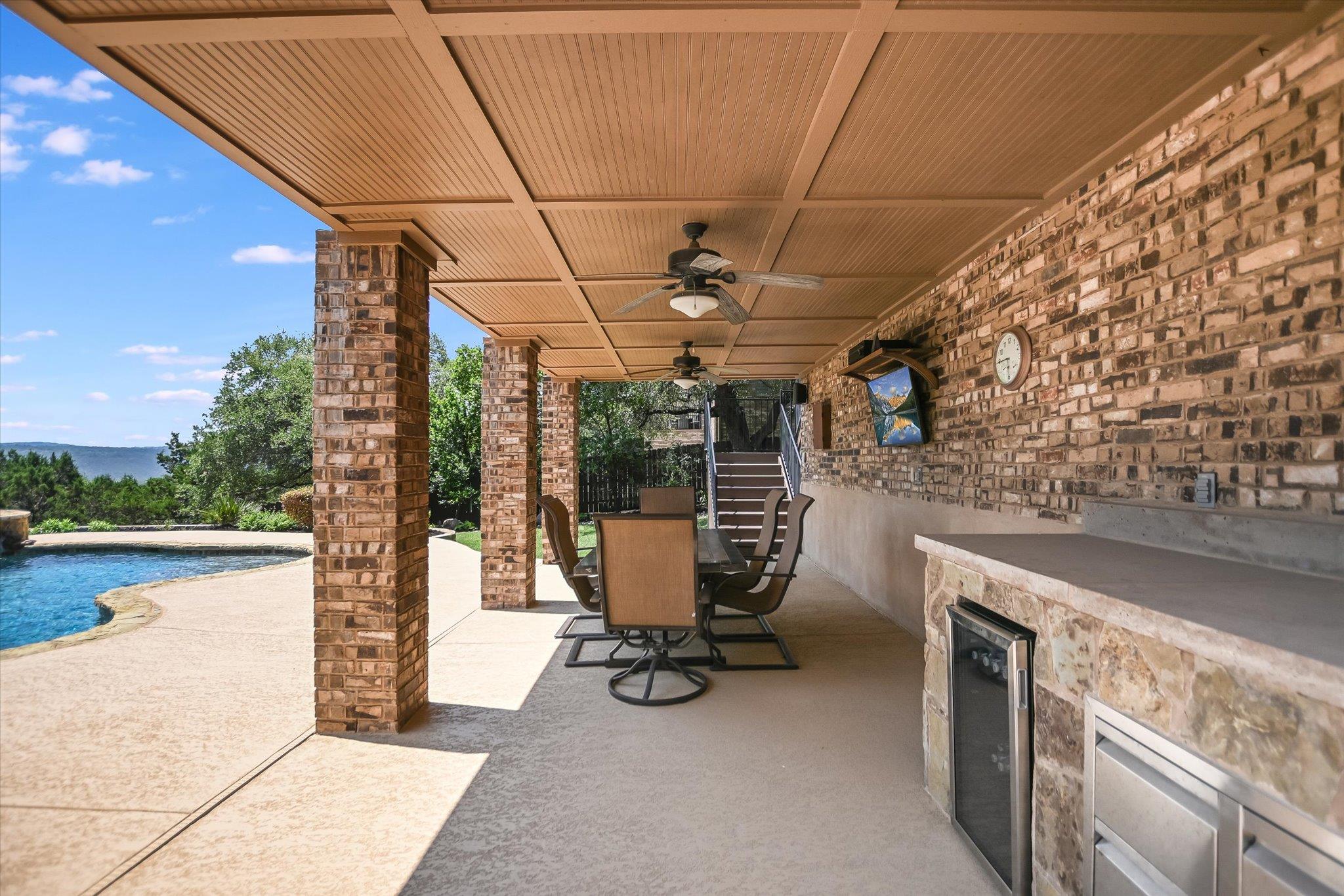 1016 Santaluz Path Austin TX 78732