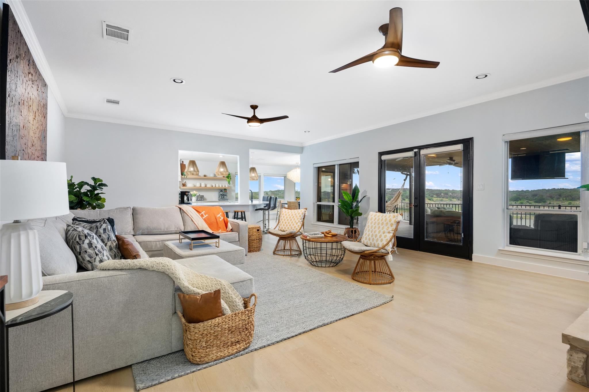 3008 Point Cove Lago Vista TX 78645
