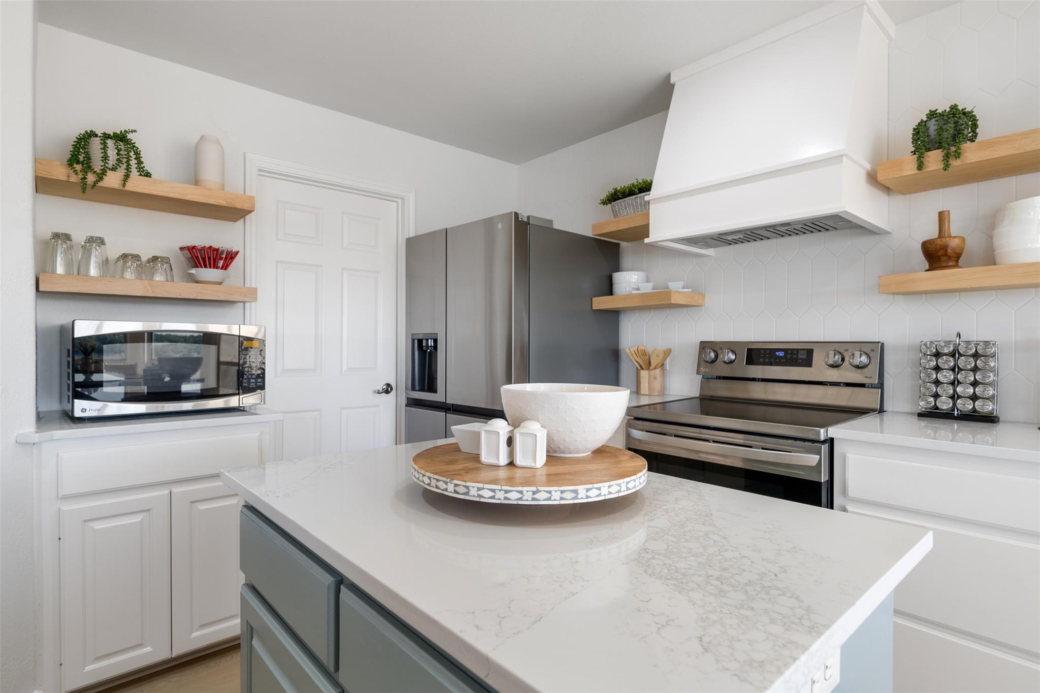 3008 Point Cove Lago Vista TX 78645