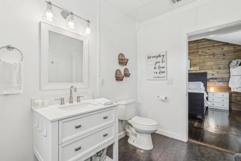 106 County Road 425 Spicewood TX 78669