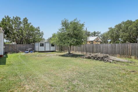 106 County Road 425 Spicewood TX 78669