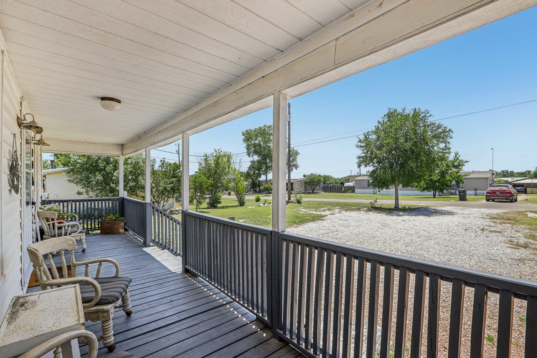 106 County Road 425 Spicewood TX 78669
