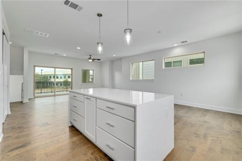 5315 La Crosse 8 Avenue Austin TX 78739