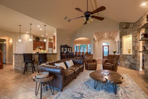 226 Hudson Lane Dripping Springs TX 78620