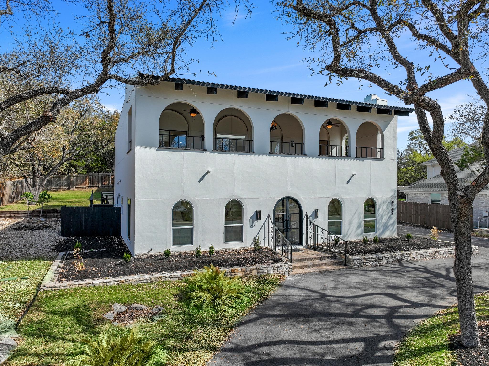 18702 Lakeland Drive Point Venture TX 78645