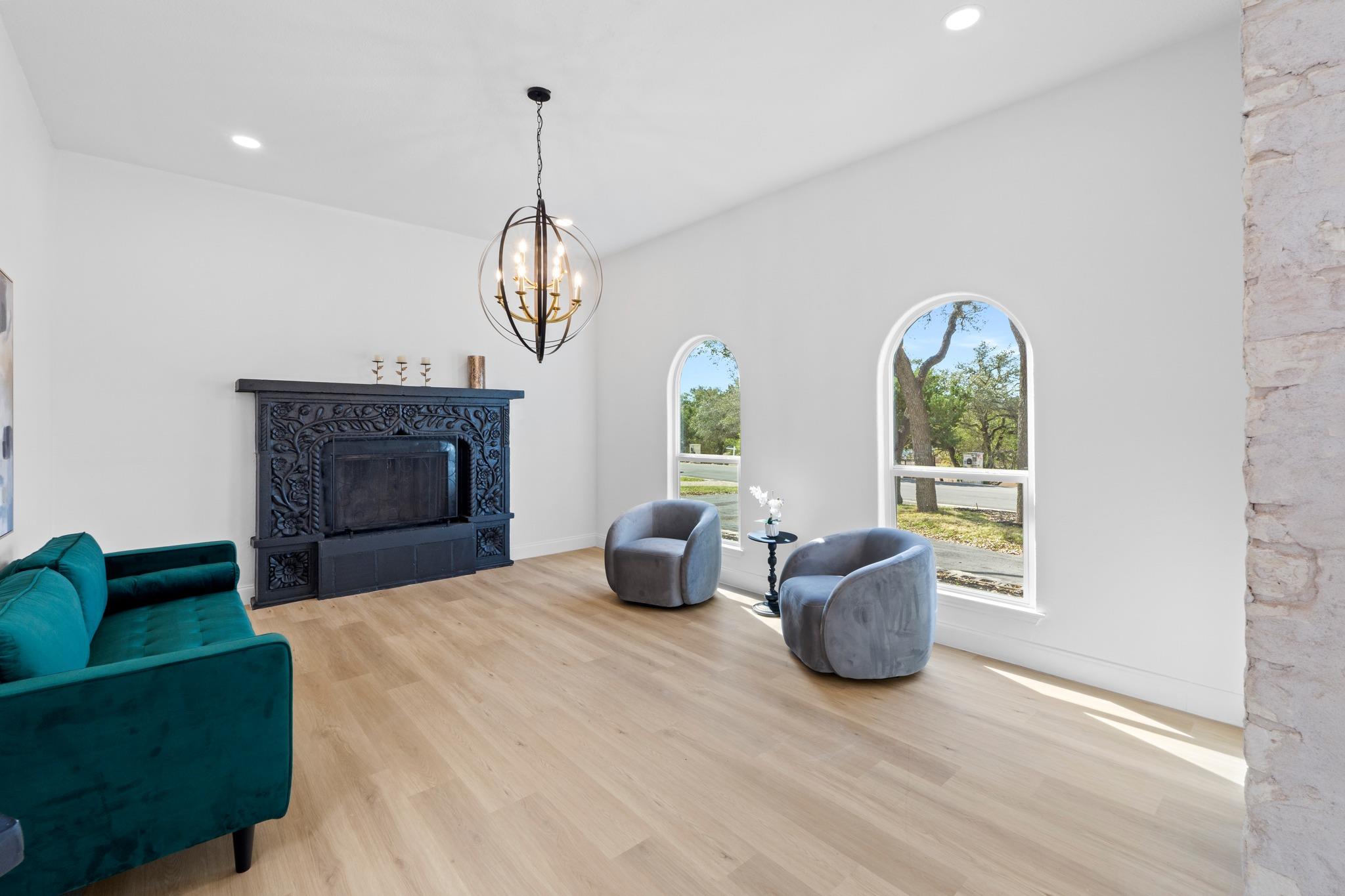 18702 Lakeland Drive Point Venture TX 78645