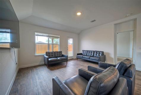 305 Elm Creek Drive Hutto TX 78634