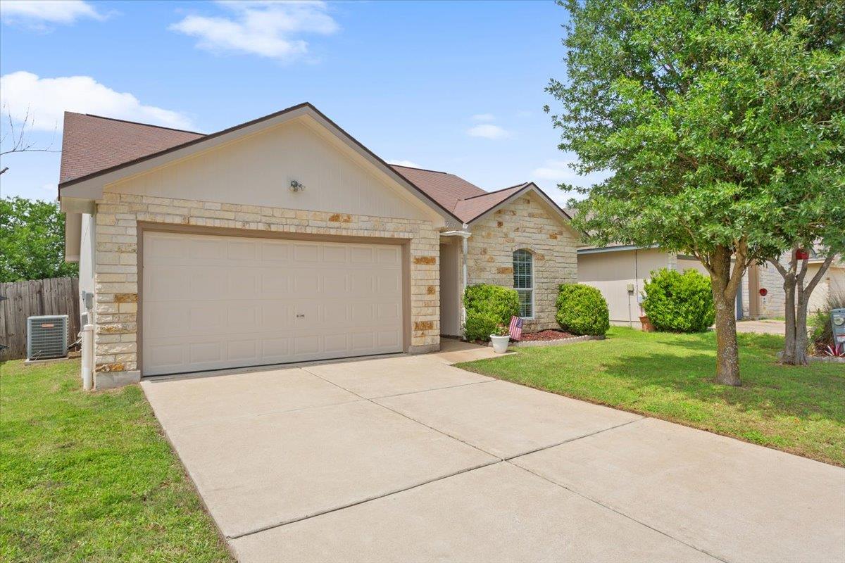 237 Moonstone Drive Jarrell TX 76537