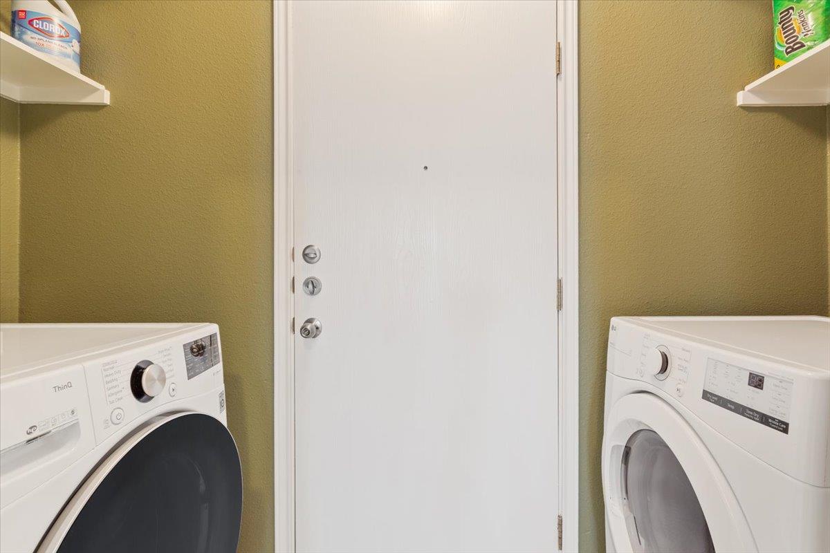 237 Moonstone Drive Jarrell TX 76537