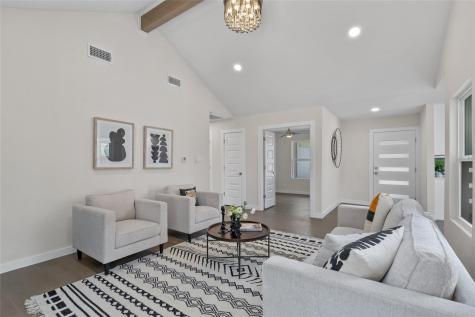 6901 Windrift Way Austin TX 78745